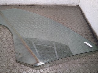 Стекло боковой двери левое переднее, ориг. номер 3T0845201A, Skoda Superb 2008-2013