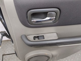 Стекло боковой двери правое заднее, ориг. номер 823008H500, Nissan X-Trail (T30) 2004-2007