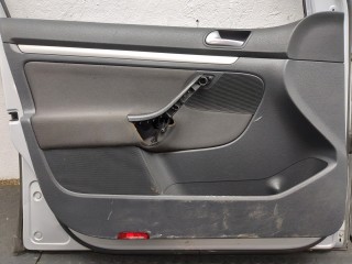 Стекло боковой двери левое переднее, ориг. номер 1K5845201B, Volkswagen Golf 1997-2006