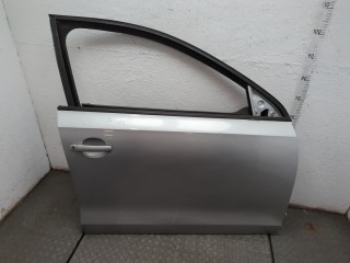Стекло боковой двери правое переднее Volkswagen Jetta 2010-2014