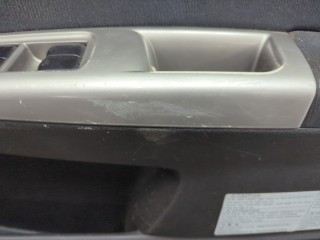 Стекло боковой двери правое переднее, ориг. номер 61011SC000, Subaru Forester (S12) 2007-2011
