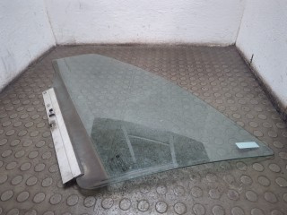 Стекло боковой двери левое переднее Opel Astra 1998-2009