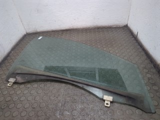 Стекло боковой двери правое переднее Renault Megane 2006-2009