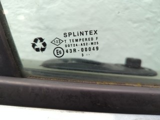 Стекло боковой двери правое переднее, Renault Trafic 2006-2014