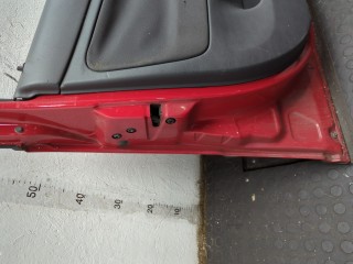 Стекло боковой двери левое переднее, Volkswagen Passat 2000-2005