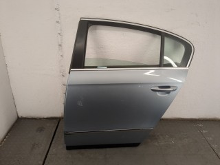 Стекло боковой двери левое заднее Volkswagen Passat 2005-2010