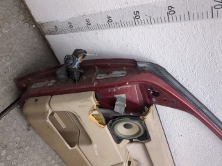 Стекло боковой двери правое переднее, Volvo 850 1993-1997