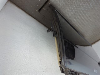 Стекло боковой двери правое переднее, Land Rover Range Rover 2005-2009