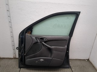 Стекло боковой двери правое переднее, Ford Focus 2001-2005