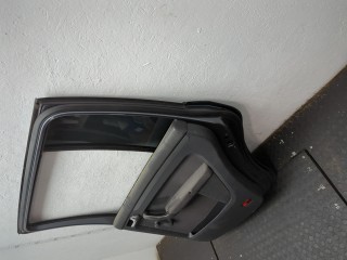 Стекло боковой двери правое заднее, Volkswagen Touran 2003-2006