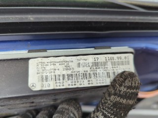 Стекло боковой двери левое переднее, Mercedes Vaneo 2001-2005