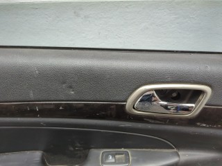 Стекло боковой двери левое заднее, Jeep Grand Cherokee 2010-2013