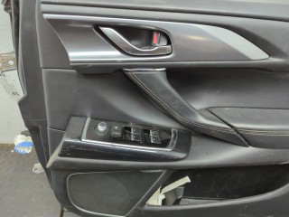 Стекло боковой двери правое переднее, Mazda CX-9 2016-2021