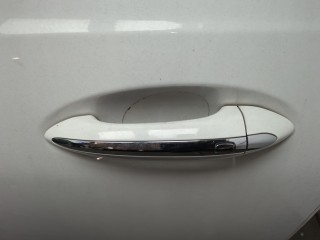 Стекло боковой двери левое переднее, Buick Encore GX 2023-2026