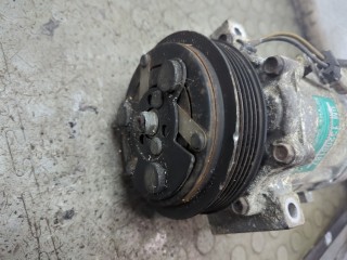 Компрессор кондиционера, ориг. номер 13208187, Opel Vectra 2002-2005