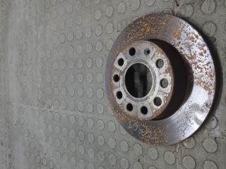 Диск тормозной задний, ориг. номер 1K0615601AC, Volkswagen Golf 2003-2009