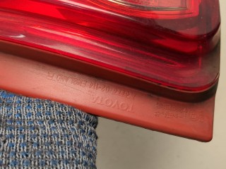 Фонарь (задний) правый, ориг. номер 8155102370, 8155102390, Toyota Auris 2006-2010