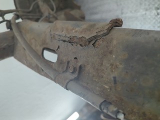 Балка подвески задняя, ориг. номер 555011KK0A, Nissan Juke 2010-2014