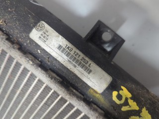 Радиатор охлаждения двигателя, ориг. номер 1K0121253L, 1K0121251L, Volkswagen Passat 2005-2010