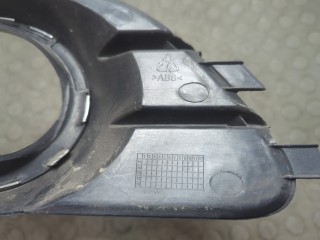 Заглушка (решетка) бампера правая передняя, ориг. номер 4G0807682E, Audi A6 2011-2014