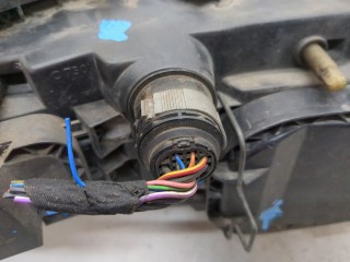 Фара (передняя) правая, ориг. номер 51758092, Fiat Stilo 2001-2004