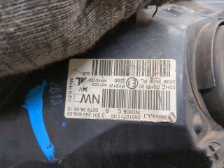 Фара (передняя) правая, ориг. номер 260107117R, Renault Megane 2008-2014