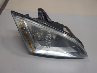 Фара (передняя) правая Ford Focus 2004-2008
