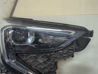 Фара (передняя) правая, ориг. номер 84751230, GMC Terrain 2017-2021
