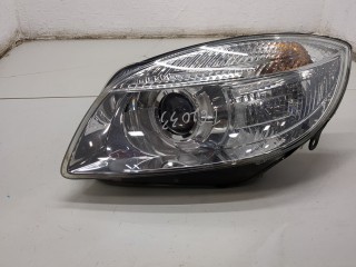Фара (передняя) левая Skoda Fabia 2007-2010