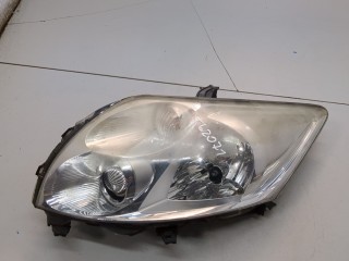Фара (передняя) левая, ориг. номер 8115002470, Toyota Auris 2006-2010