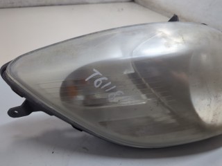 Фара (передняя) правая, ориг. номер 811300D130, Toyota Yaris 2005-2009