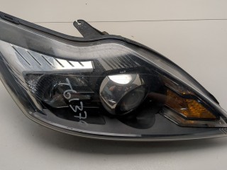Фара (передняя) правая Ford Focus 2007-2011