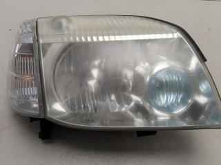 Фара (передняя) правая Nissan X-Trail (T30) 2004-2007