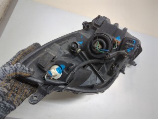 Фара (передняя) правая, Toyota Yaris 2005-2009