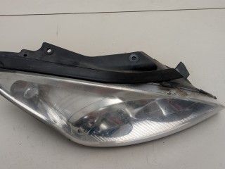 Фара (передняя) правая Hyundai i30 2007-2010