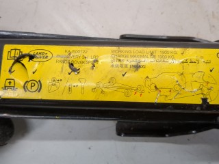 Домкрат, Land Rover Discovery 2004-2009