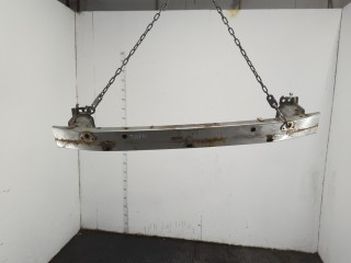 Усилитель бампера передний Toyota Auris 2006-2010