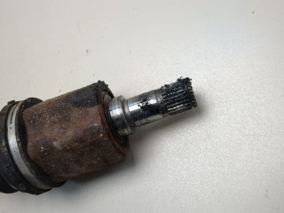 Полуось (приводной вал, шрус) левая передняя, Honda Civic 2003-2005