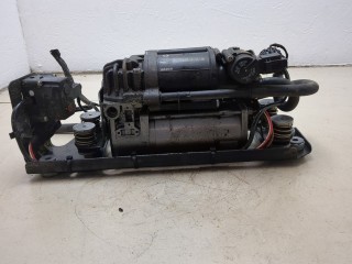 Компрессор воздушный (пневмоподвески), ориг. номер 37206875176, 6875176, BMW 5 F10 2009-2013