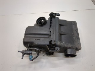 Корпус воздушного фильтра Toyota Yaris 2005-2009