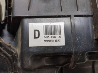 Корпус воздушного фильтра, ориг. номер BJ329600AD, LR024309, Land Rover Range Rover Evoque 2011-2015