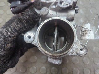 Заслонка дроссельная, ориг. номер 04L128063AA, Volkswagen Passat 8 2014-2021