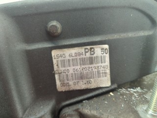 Заслонка дроссельная, Ford Focus 2001-2005