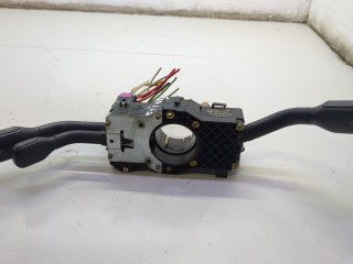 Переключатель поворотов и дворников (стрекоза) Audi A4 1994-1997