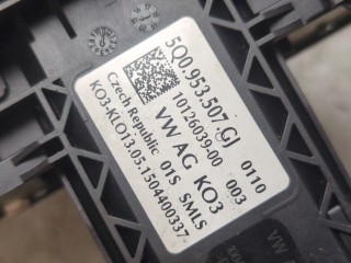 Переключатель поворотов и дворников (стрекоза), ориг. номер 5Q0953513Q, Skoda Octavia 2013-2017