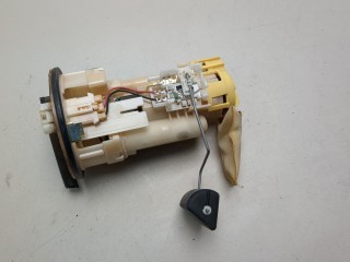 Насос топливный электрический, ориг. номер 232210A040, 233000A020, 7702406040, Toyota Solara 2002-2004
