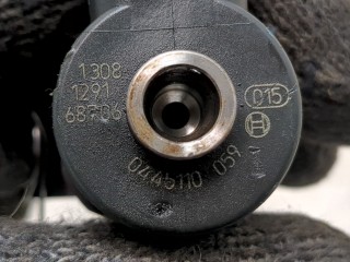 Форсунка топливная, ориг. номер 0445110059, 5066820AA, RX066820AA, Chrysler Voyager 2004-2008
