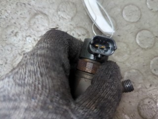 Форсунка топливная, ориг. номер 0445110327, Opel Astra 2006-2014