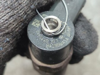 Форсунка топливная, ориг. номер 0445110327, Opel Astra 2006-2014