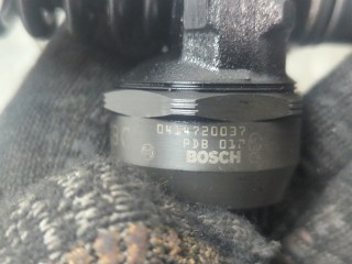 Форсунка топливная, ориг. номер 038130073AJ, 038130079CX, Audi A4 2000-2006